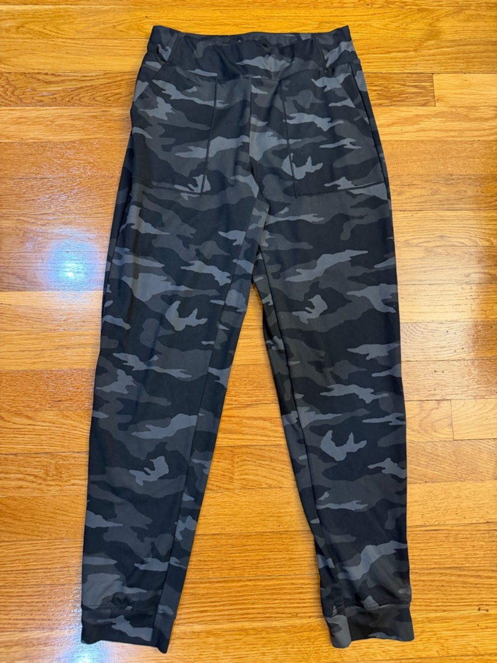 Athleta Girl Printed Powervita Jogger in Black Camo - Size XL/14